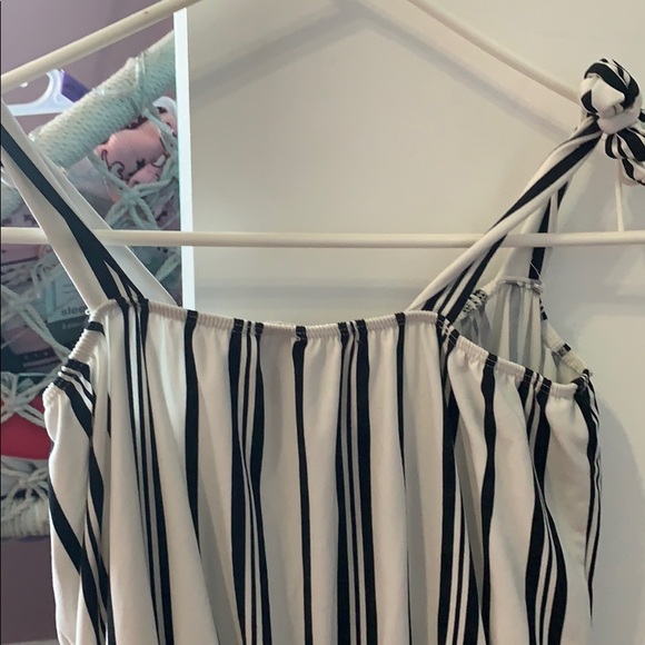 Jumps you a few stains but cute and comfy casual - Picture 16 of 16